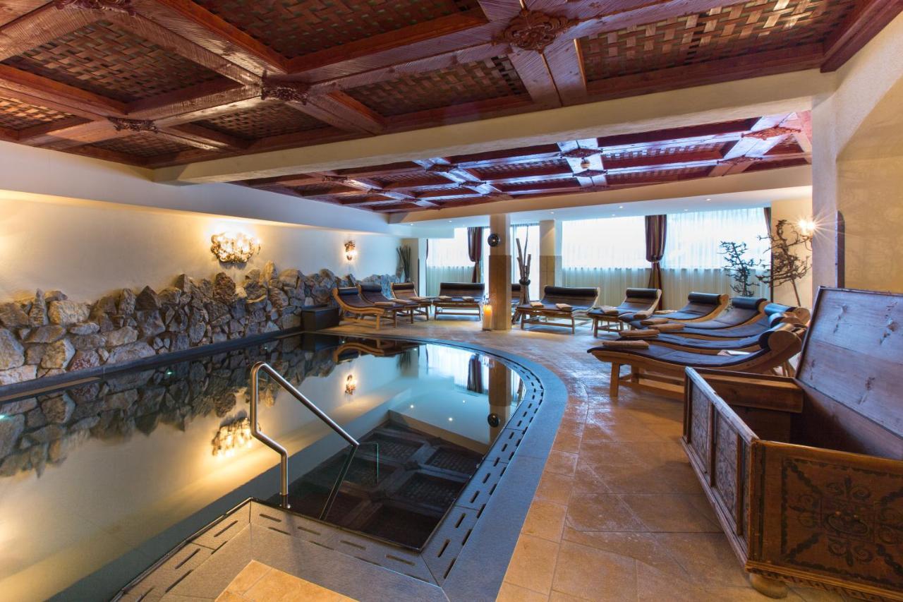 Raffl'S St. Antoner Hof Hotel Sankt Anton am Arlberg Exterior photo
